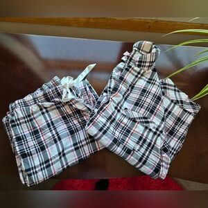 2 piece, Victoria’s Secret Flannel Pajama Set | Black, White & Pink Plaid large